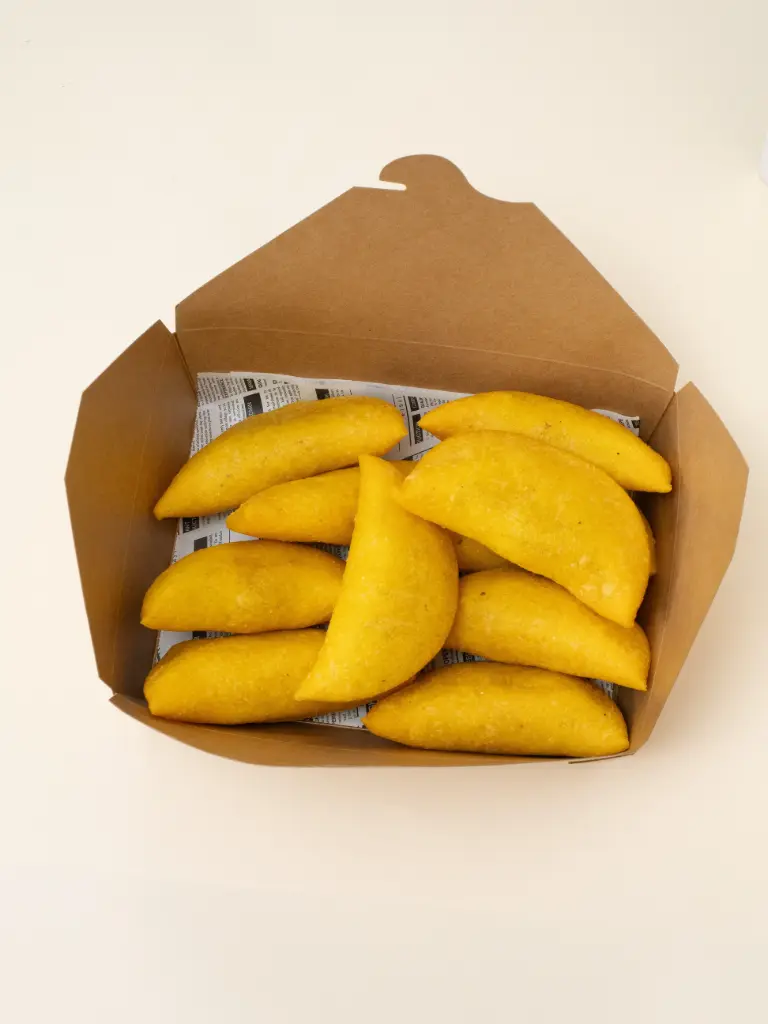 [001] Empanada